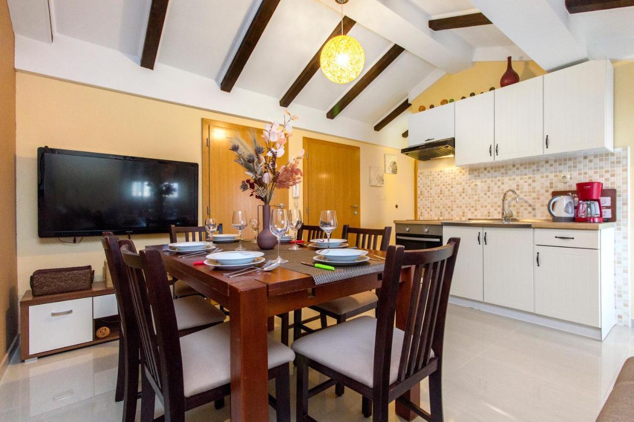 Apartmani Nikolina Seaview Šibenik Buitenkant foto