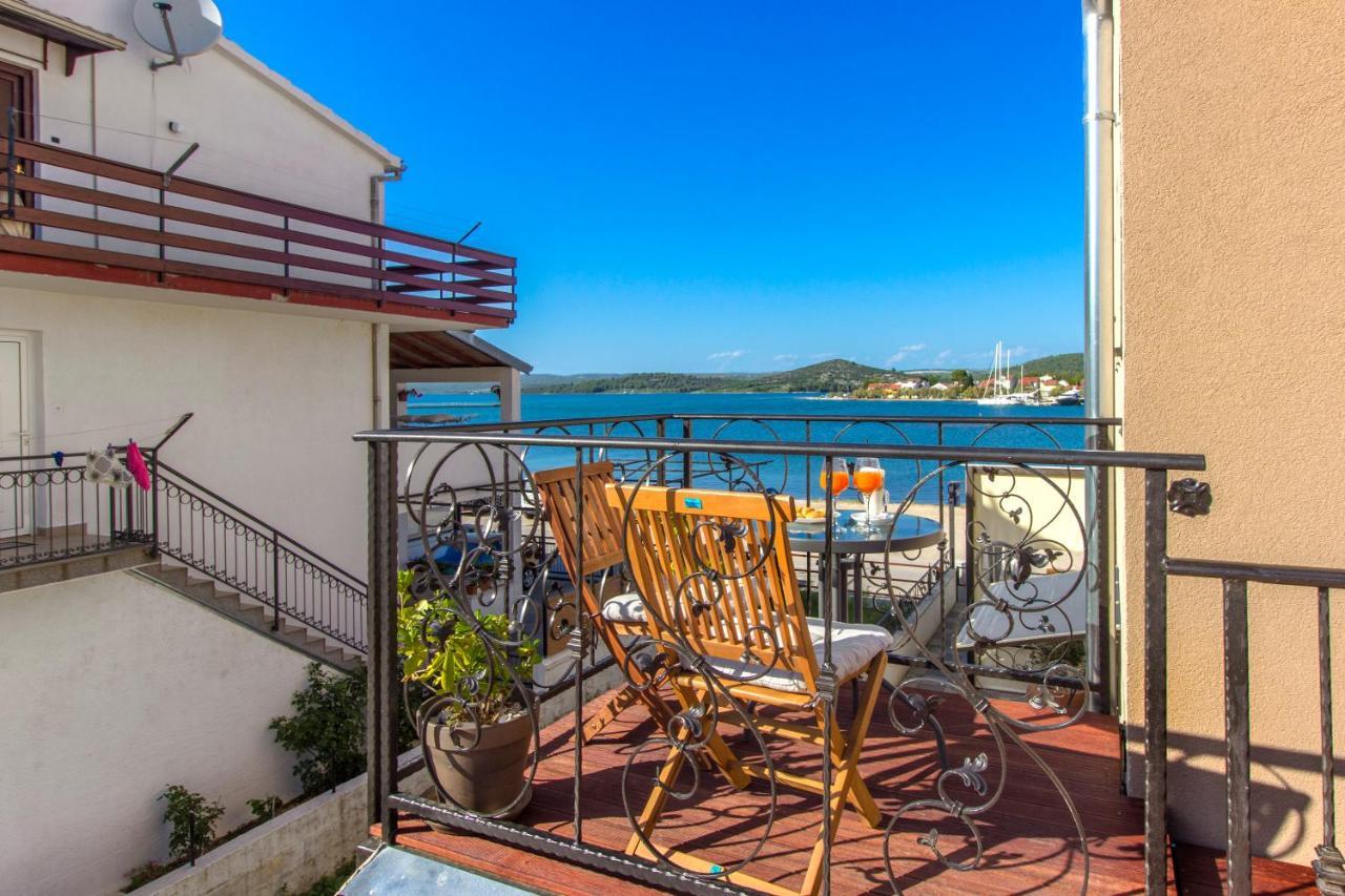 Apartmani Nikolina Seaview Šibenik Buitenkant foto