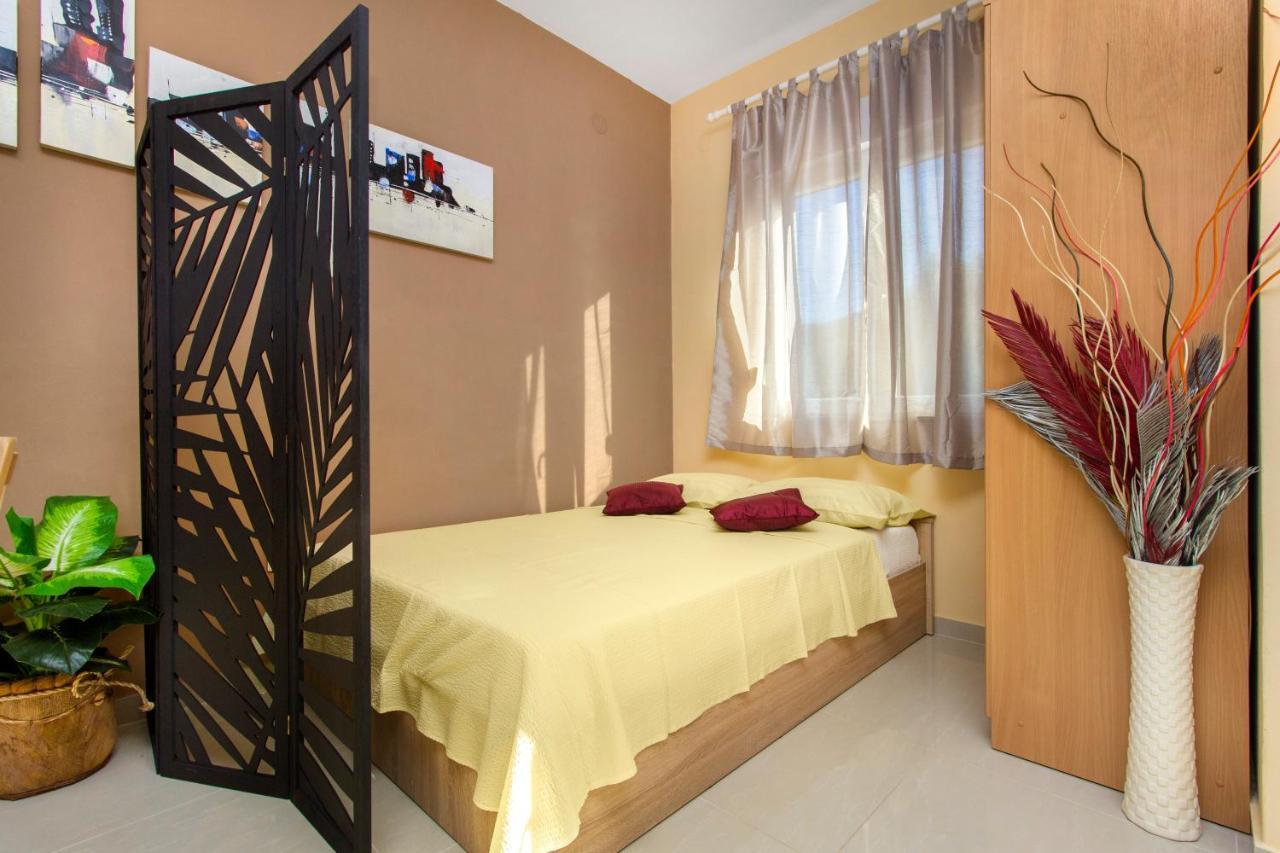 Apartmani Nikolina Seaview Šibenik Buitenkant foto