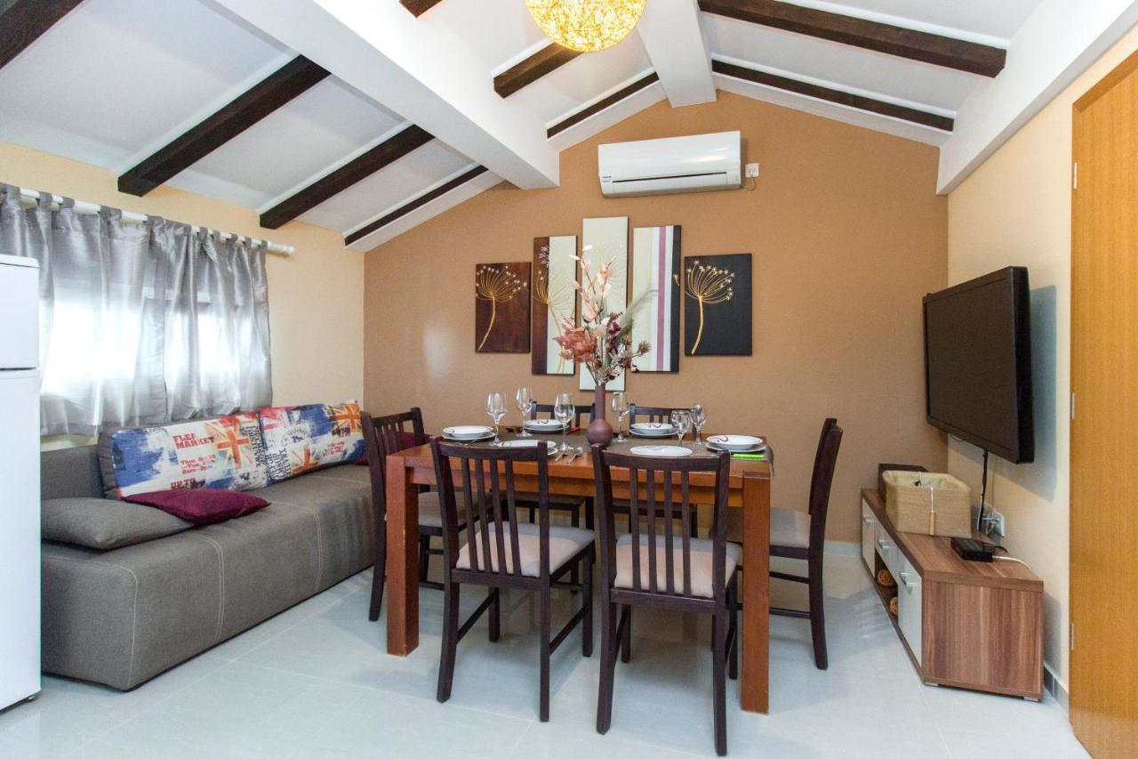 Apartmani Nikolina Seaview Šibenik Buitenkant foto