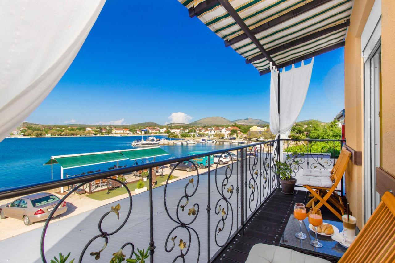 Apartmani Nikolina Seaview Šibenik Buitenkant foto