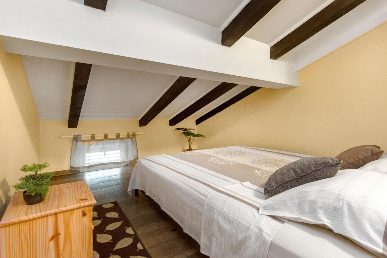 Apartmani Nikolina Seaview Šibenik Buitenkant foto
