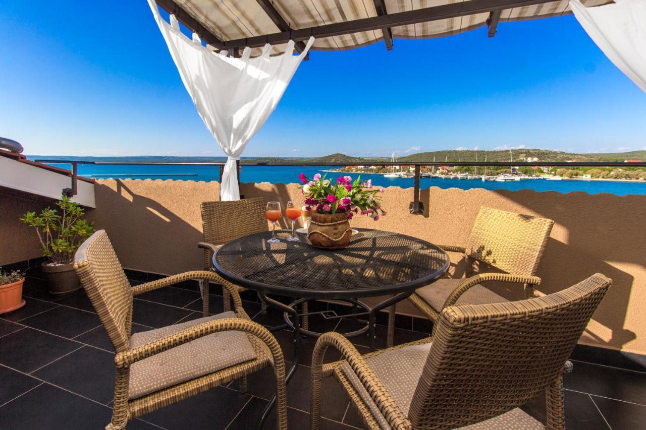 Apartmani Nikolina Seaview Šibenik Buitenkant foto