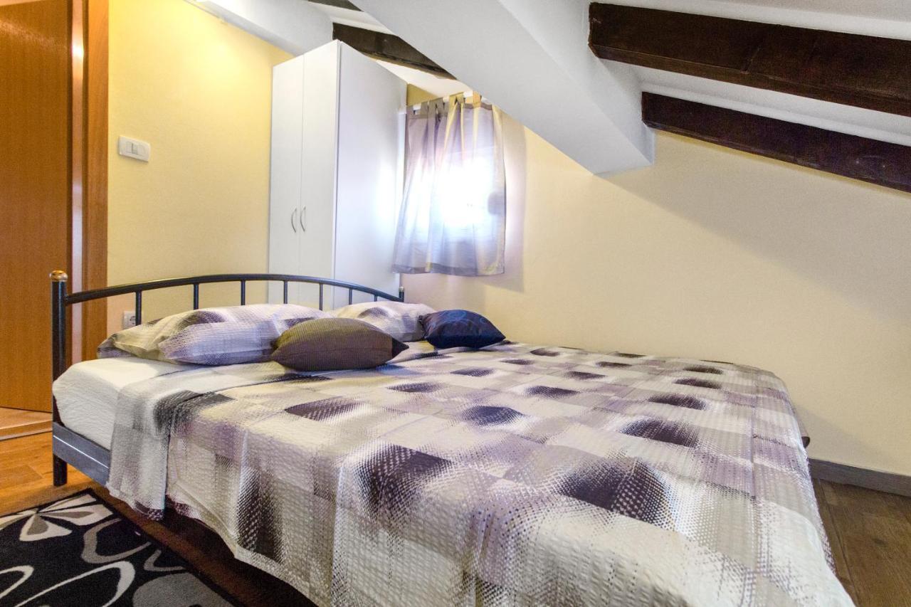 Apartmani Nikolina Seaview Šibenik Buitenkant foto