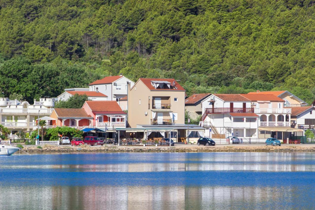 Apartmani Nikolina Seaview Šibenik Buitenkant foto
